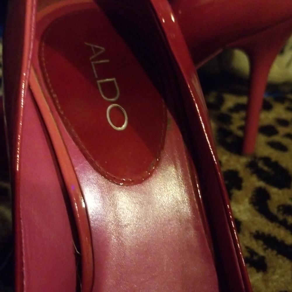 Shoes - Picture 2 of 3